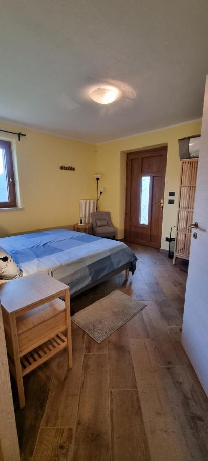 サン・ニコラ Lo Noyer Et Les Roses Bed & Breakfast エクステリア 写真