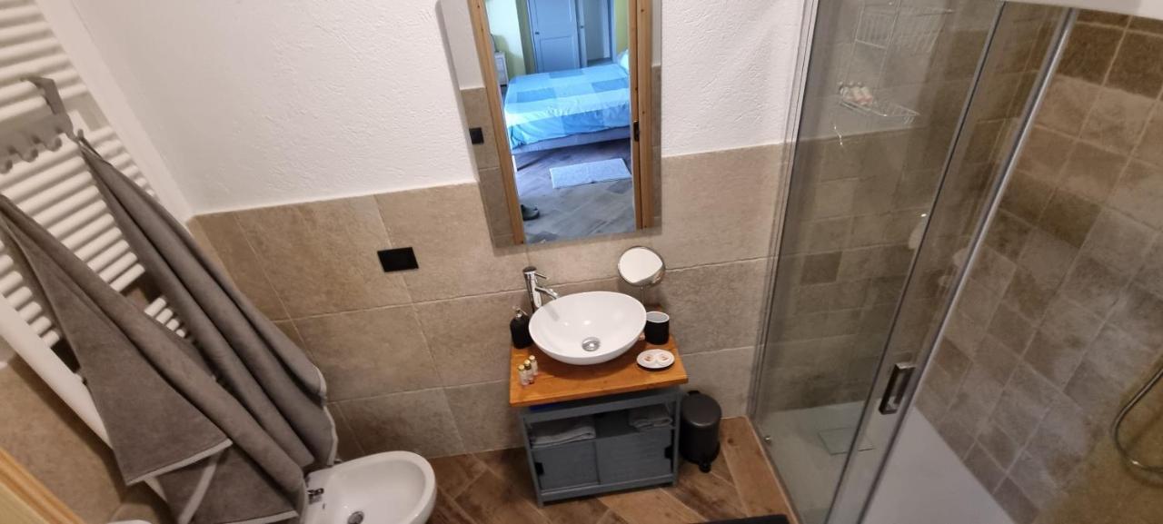 サン・ニコラ Lo Noyer Et Les Roses Bed & Breakfast エクステリア 写真