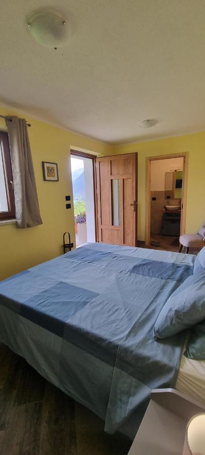サン・ニコラ Lo Noyer Et Les Roses Bed & Breakfast エクステリア 写真